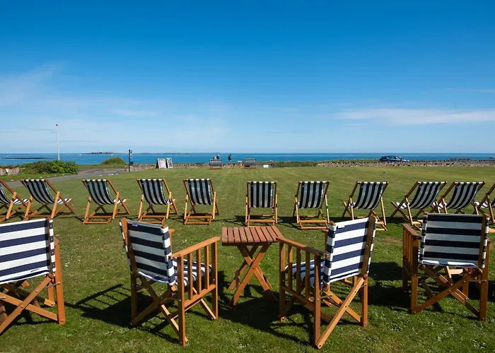 Beach House Hotel